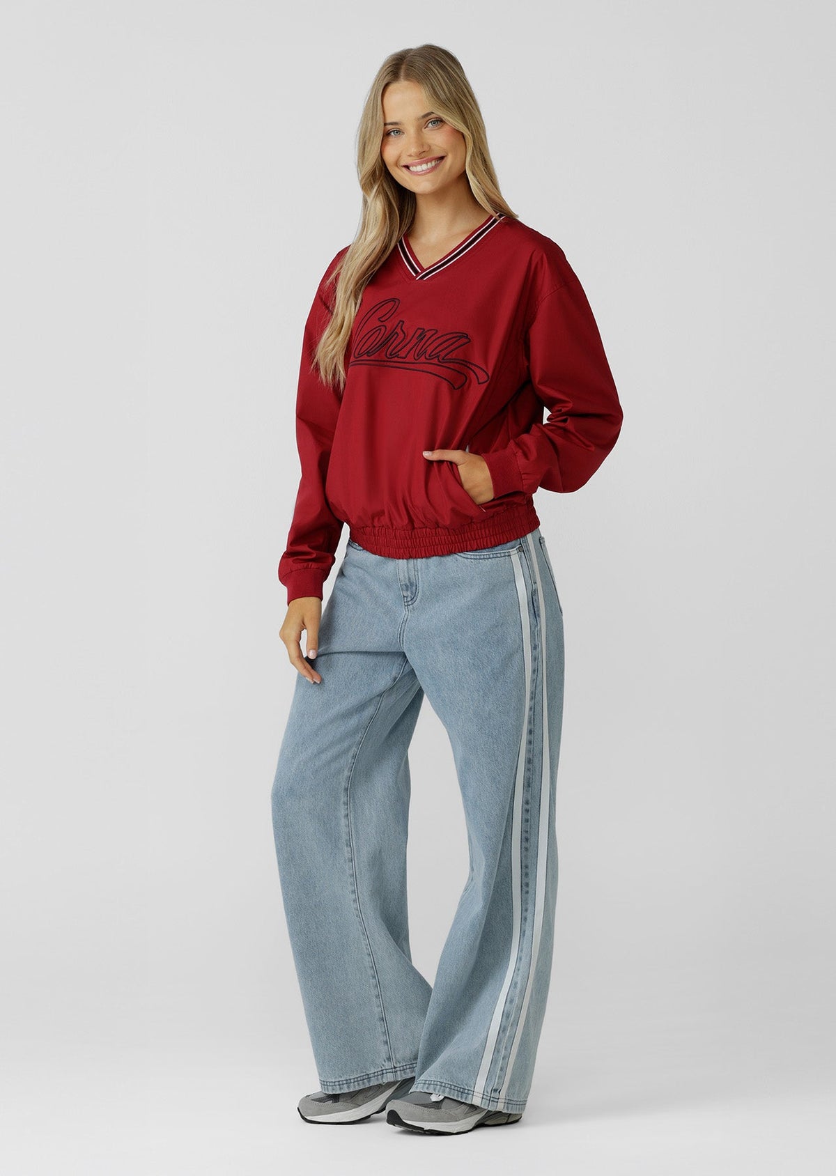 Home Run V Neck Popover