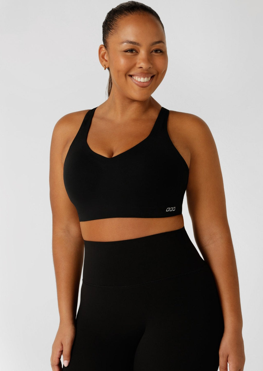 Curve Control Moulded Sports Bra