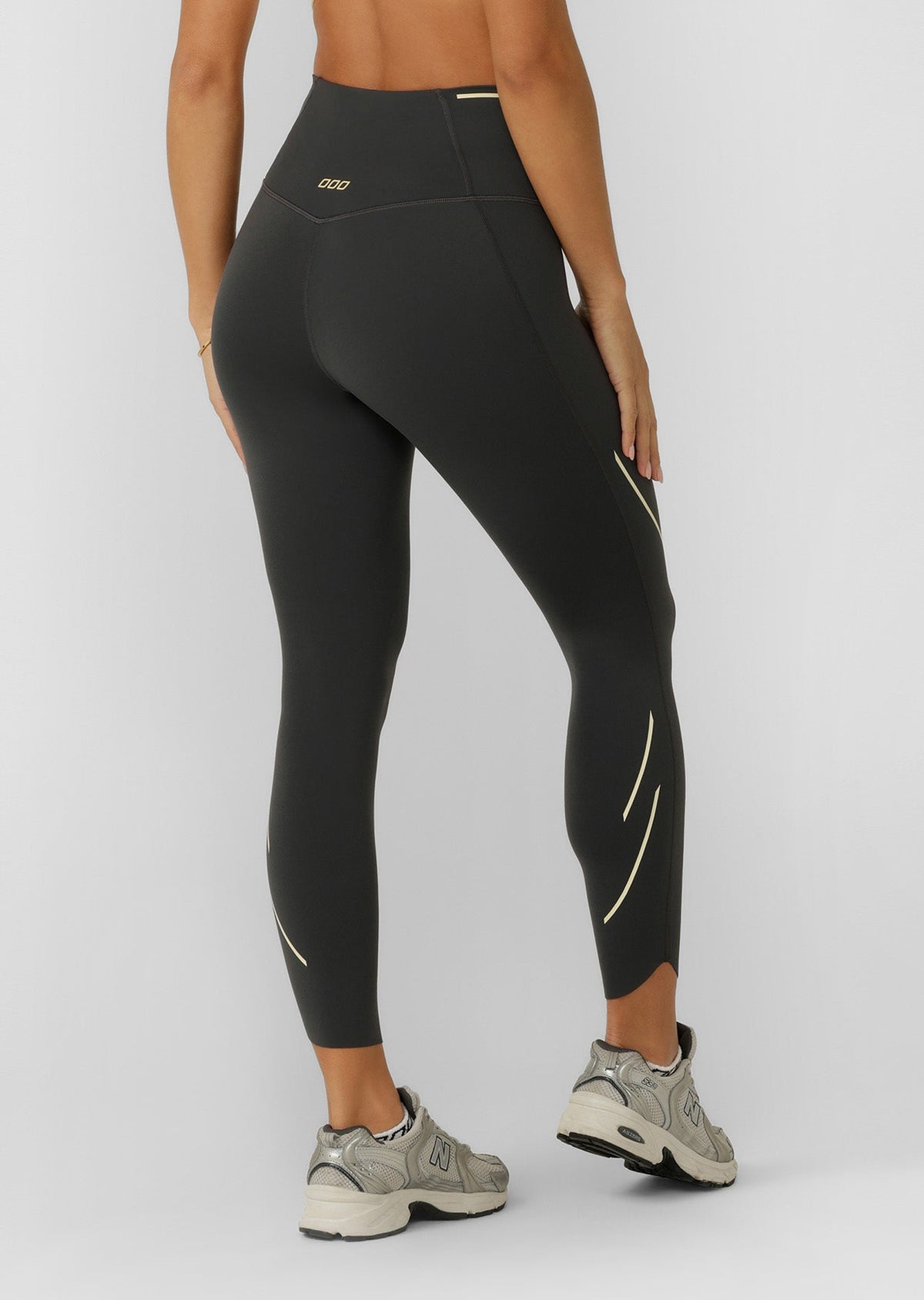 Dash No Chafe Ankle Biter Leggings