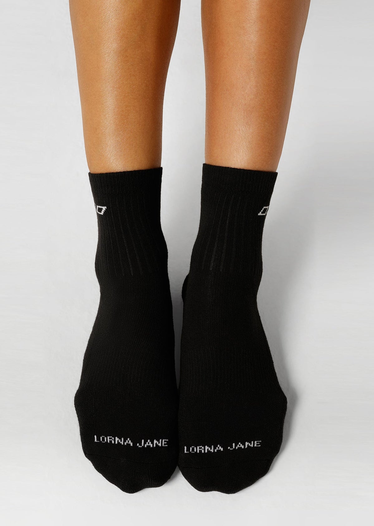 LJ Quarter Crew Socks