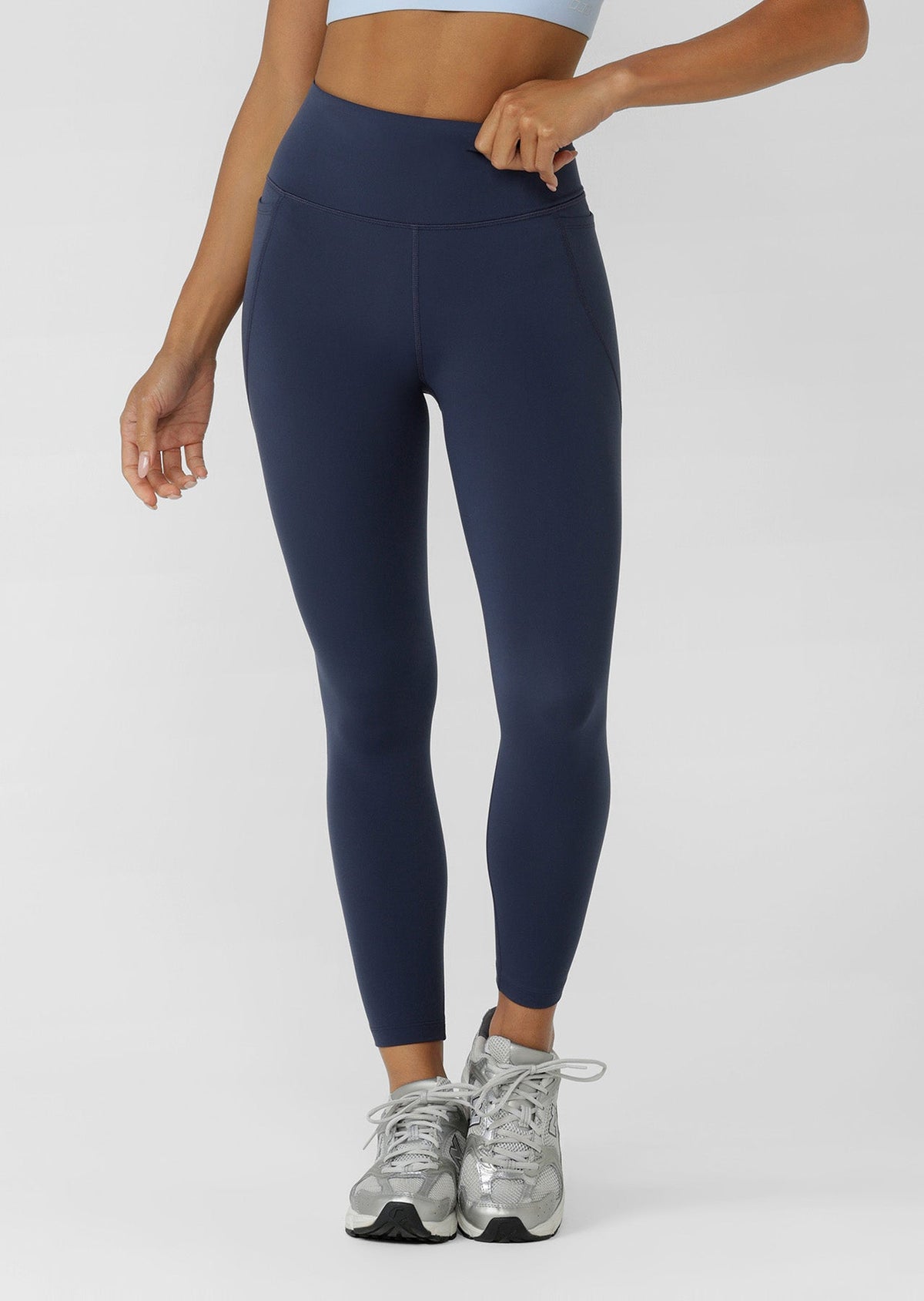Amy No Chafe Phone Pocket Ankle Biter Leggings