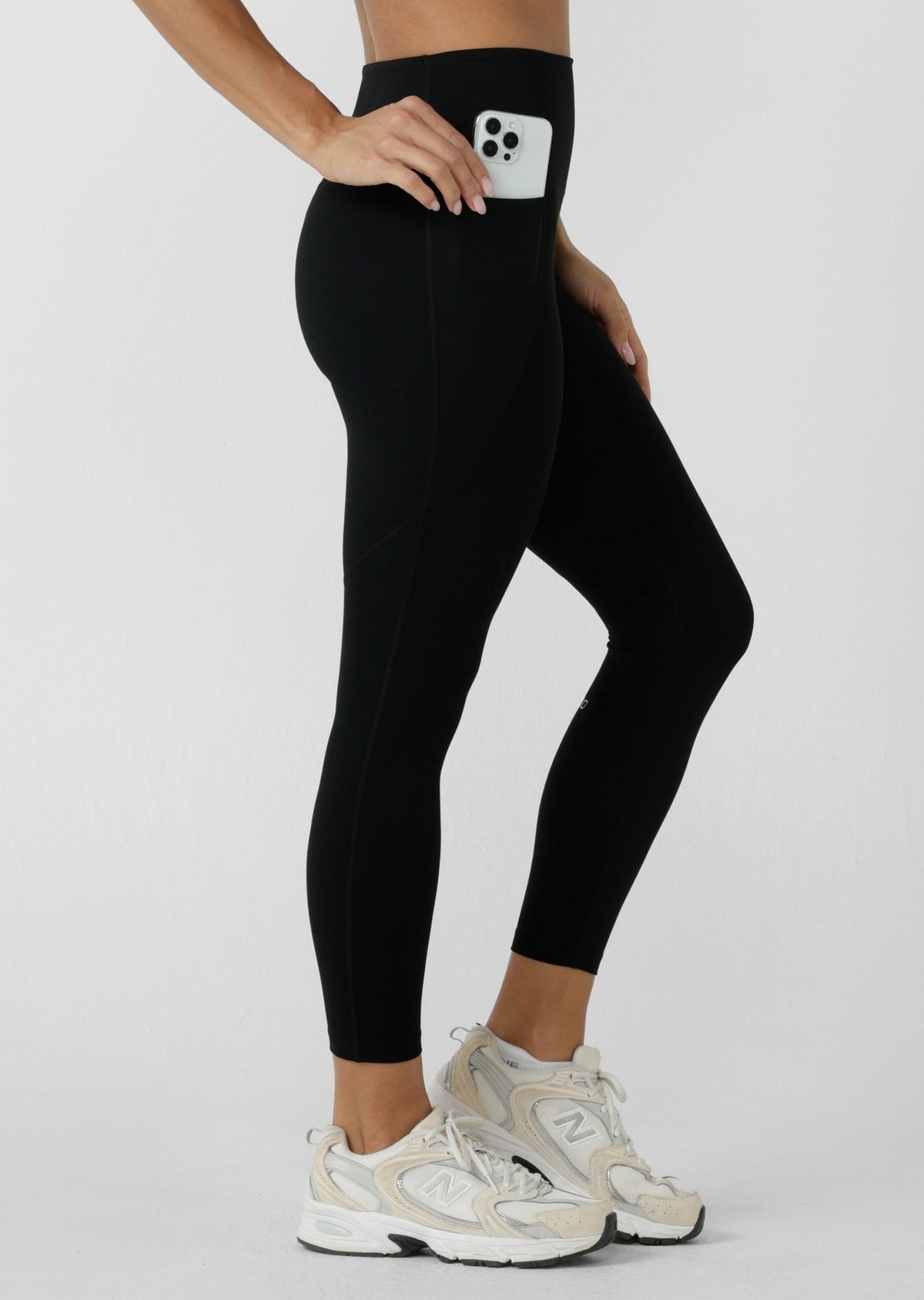 Amy No Ride 2 Pocket Ankle Biter Leggings