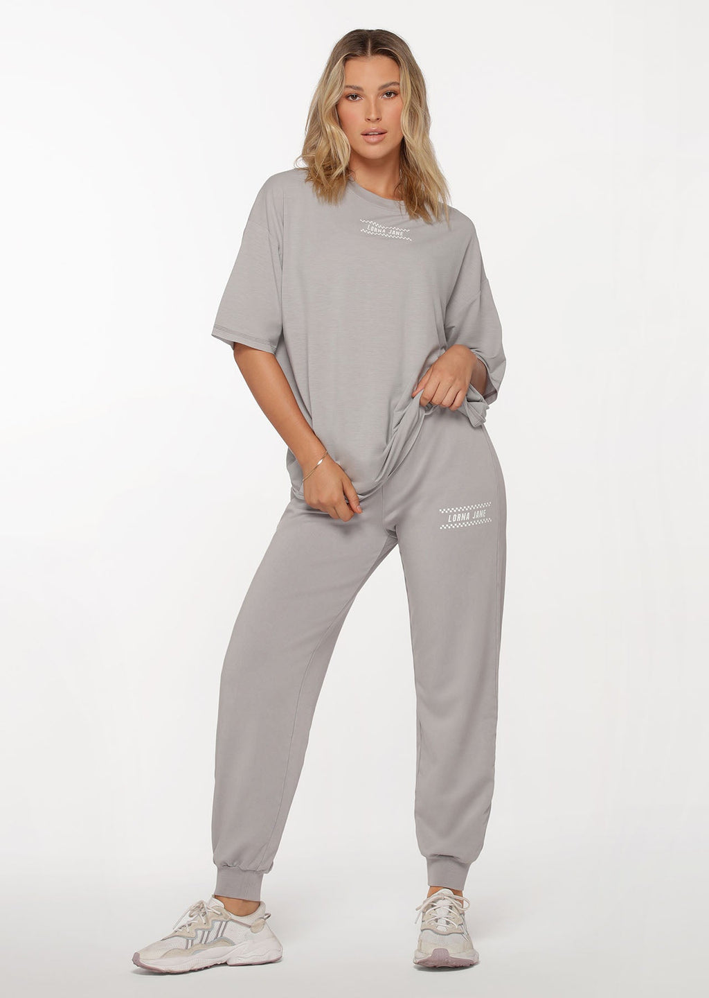 All Rounder Oversized Active Tee