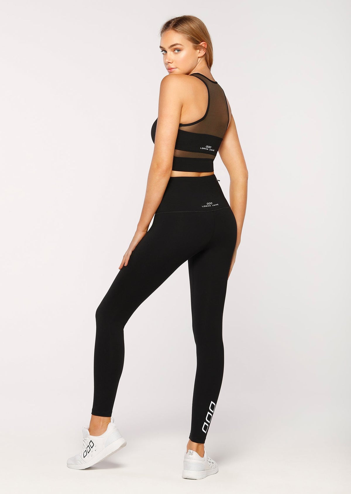 Amelia Sports Bra