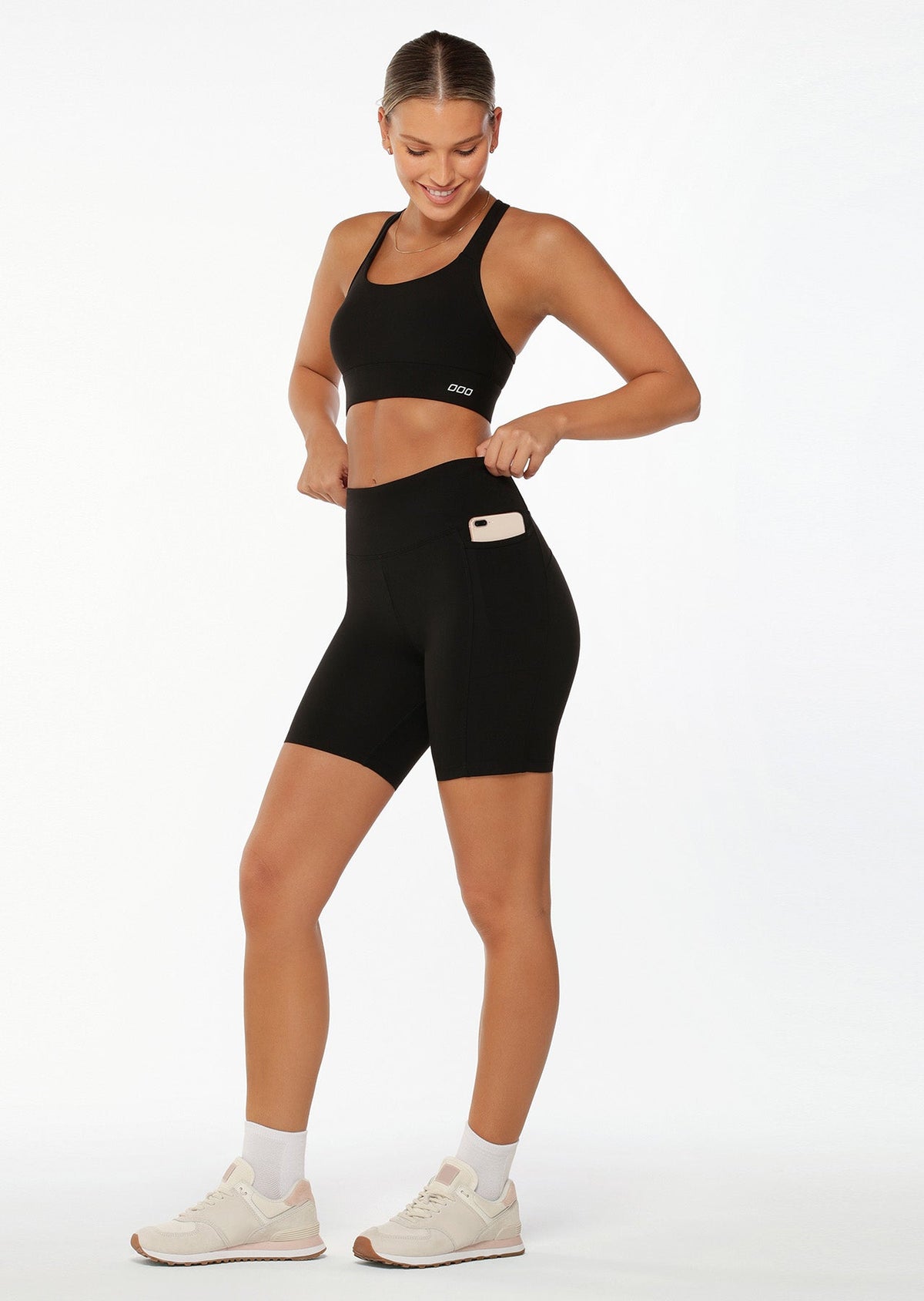 Amy Phone Pocket Bike Shorts