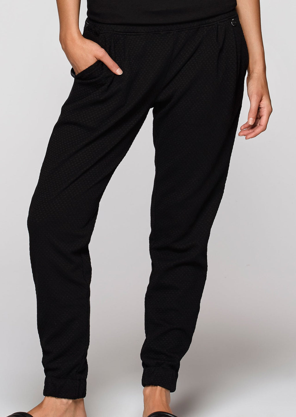 Athleisure F/L Pants