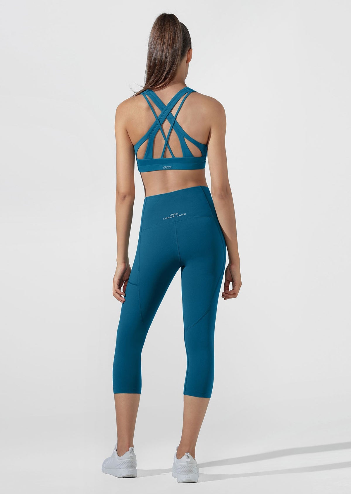 Cross Comfort Sports Bra