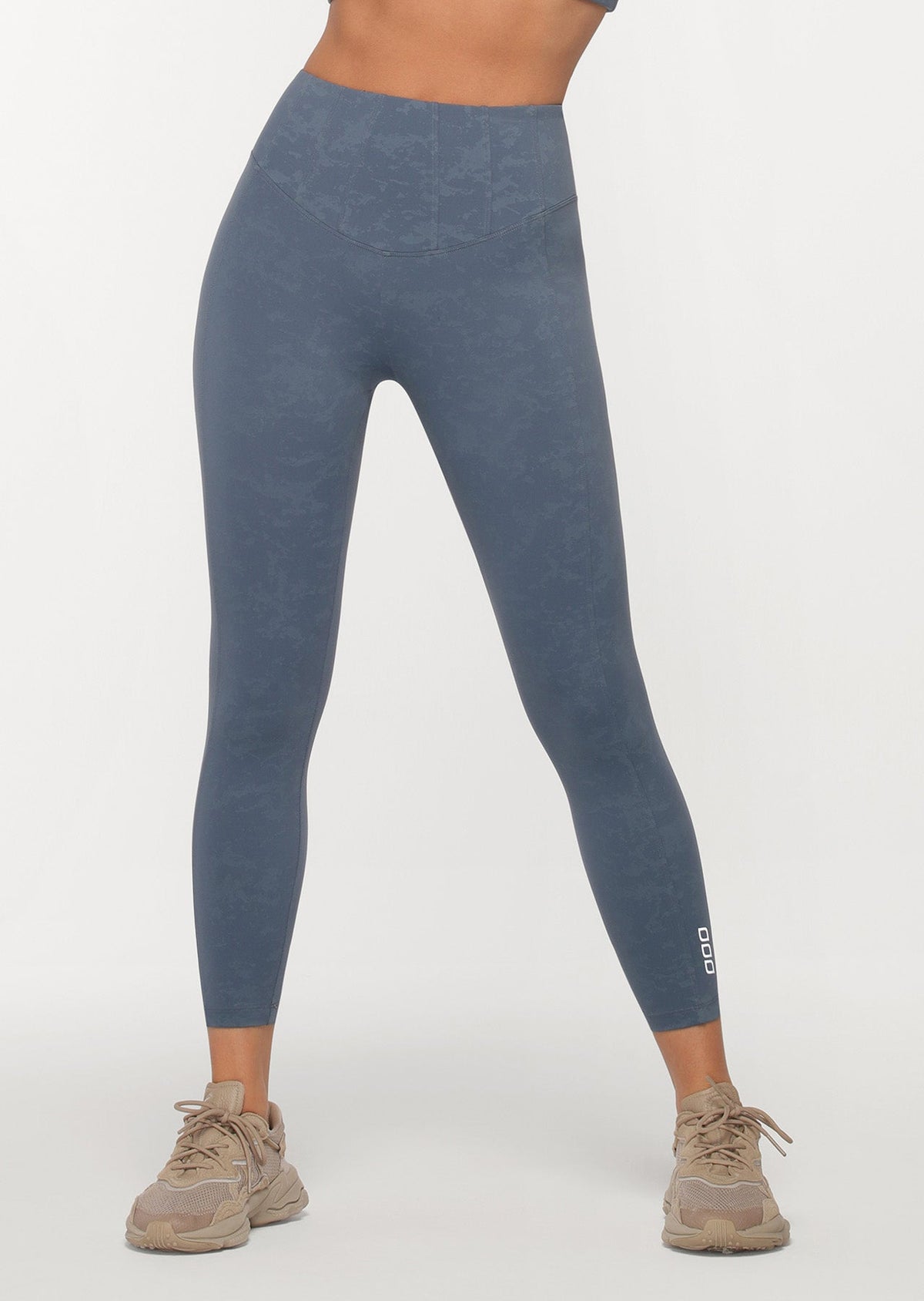 Curve Defining Ankle Biter Leggings