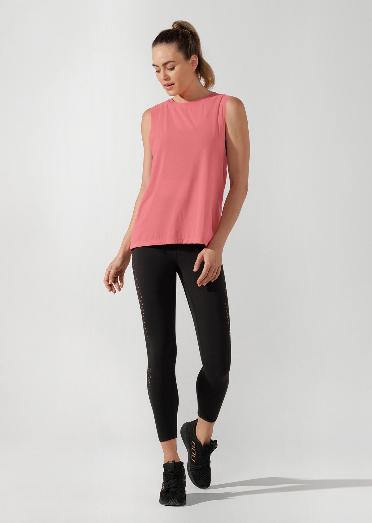 Flow Mesh Tank