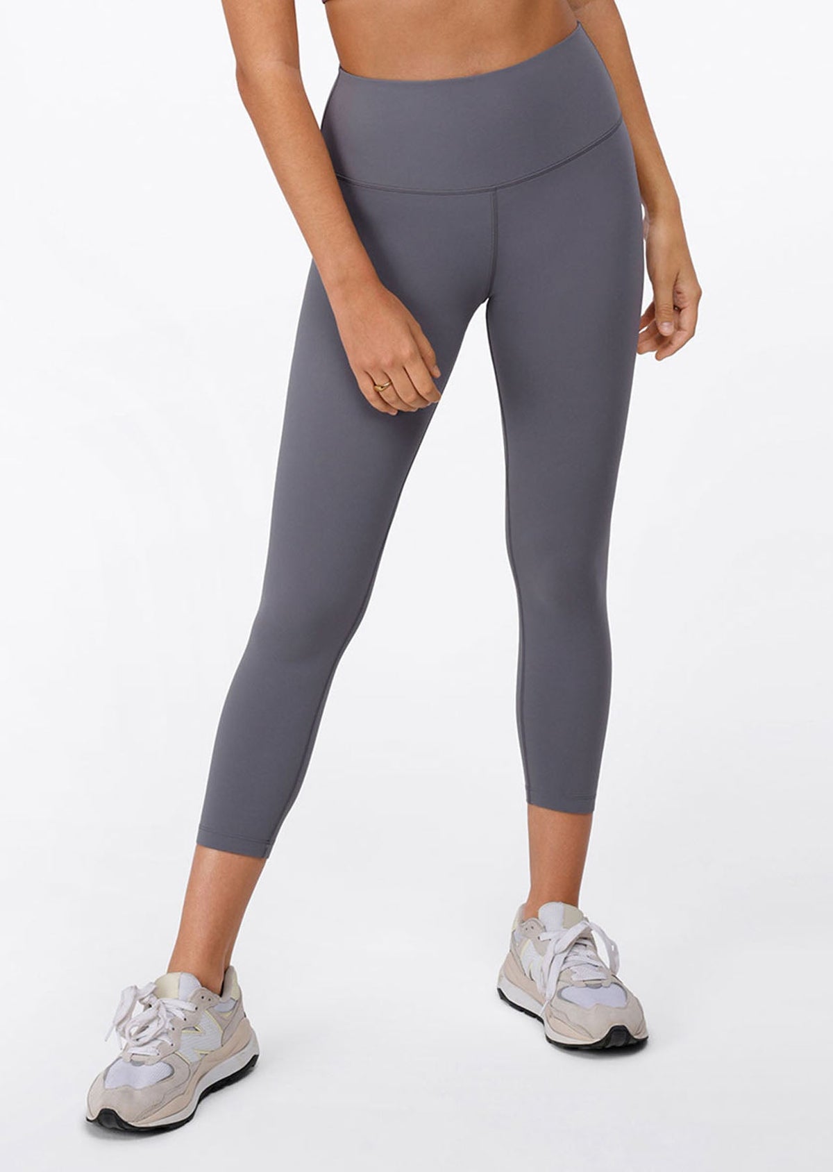Hi-Fold Lotus Ankle Biter Leggings