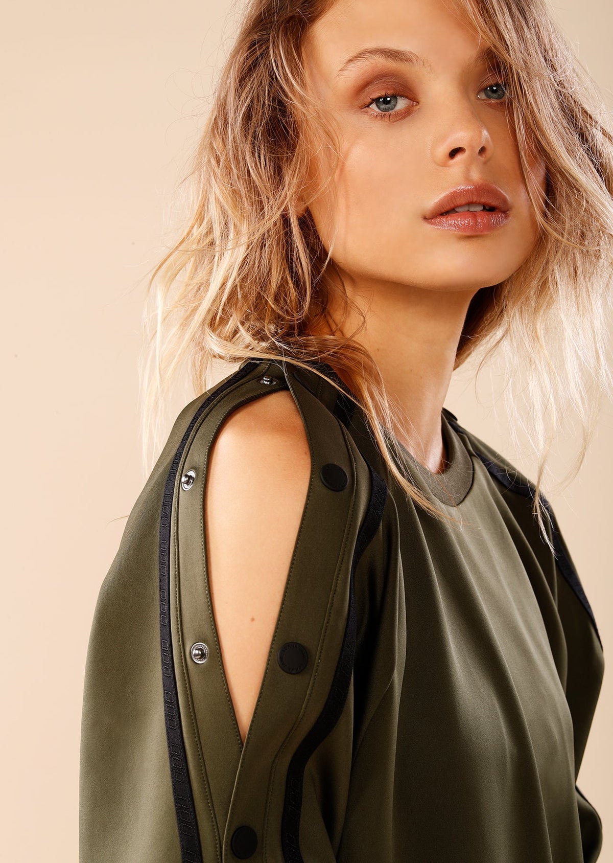 Highline L/Slv Snap Top