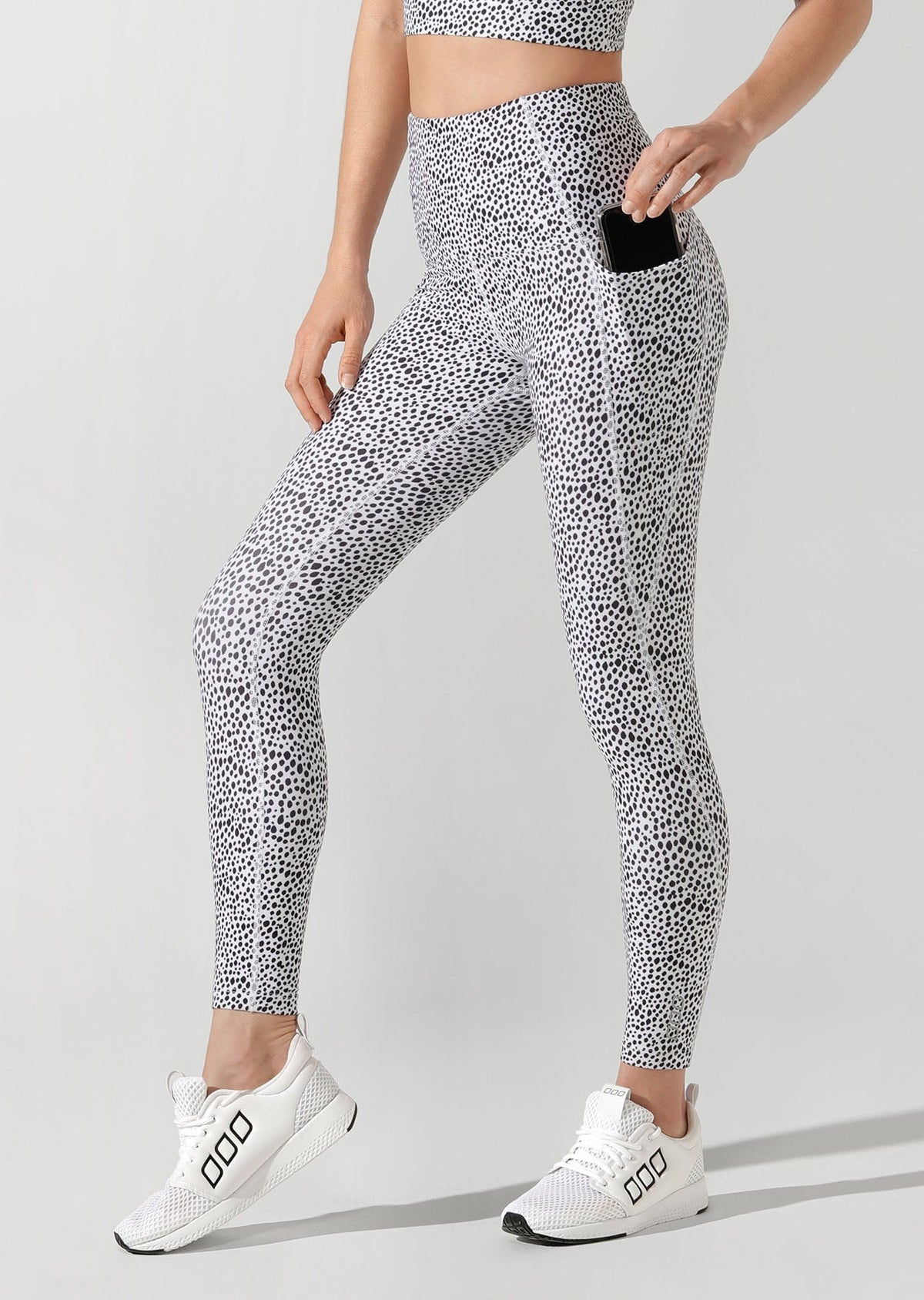 Leo Ankle Biter Tight