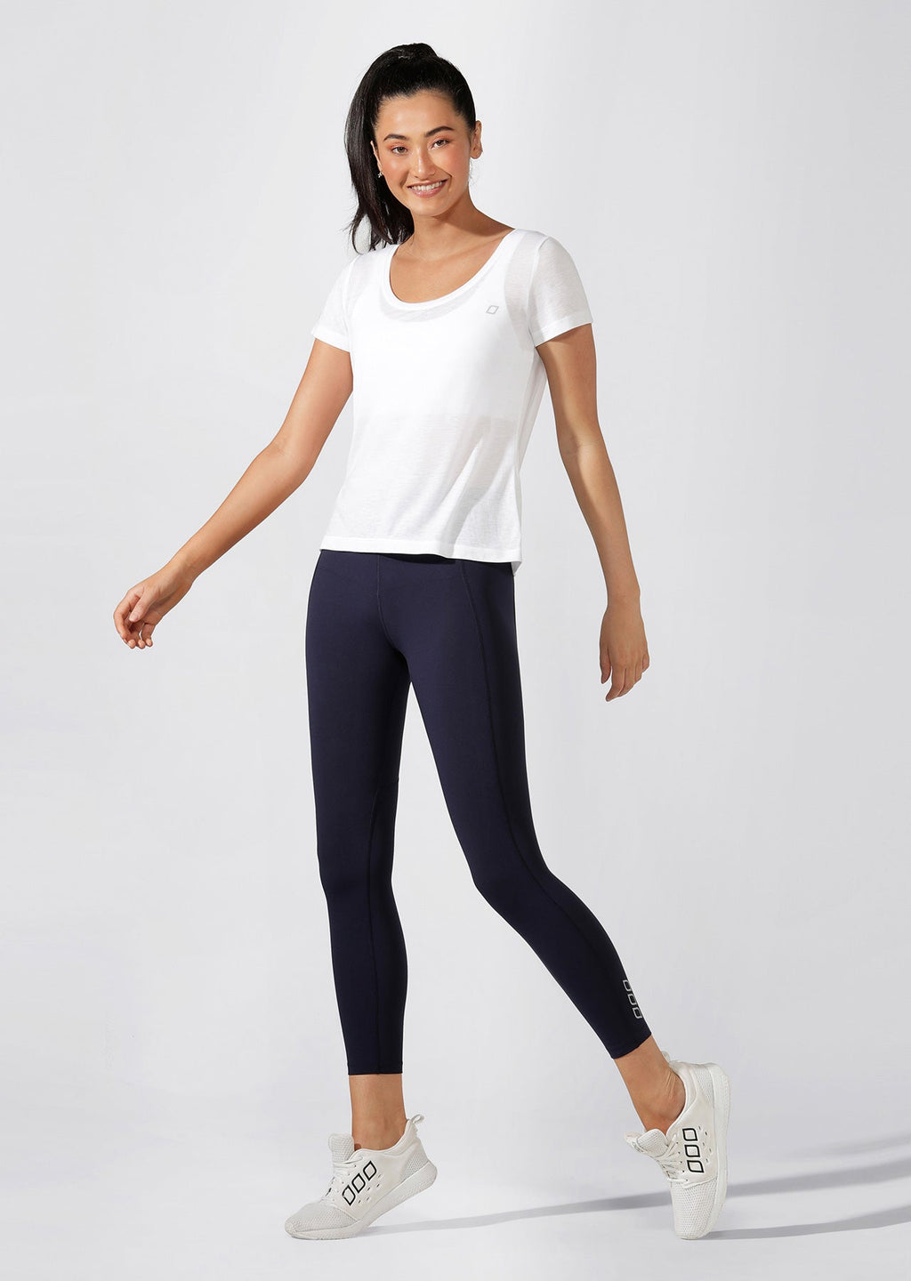 LJ Iconic Slim Fit Active Tee