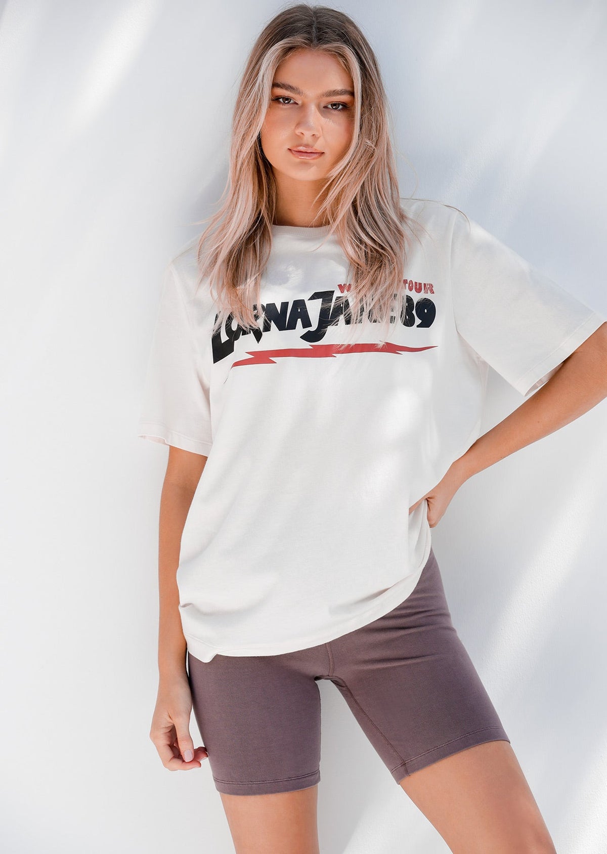 LJ World Tour Oversized Tee