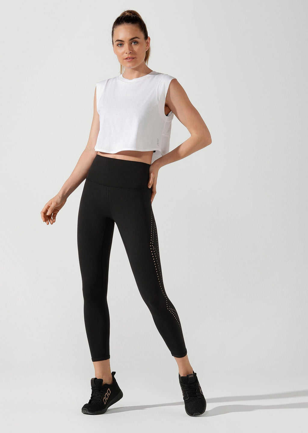 Move Easy Cropped Tank