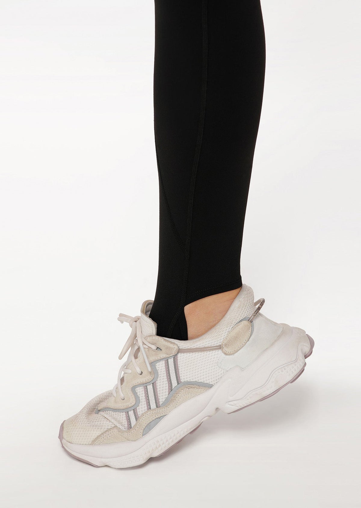 Phone Pocket Stirrup Thermal Leggings